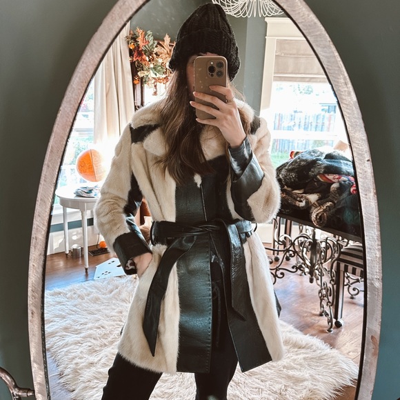 Vintage 70s Buffums California Genuine Leather / fur coat sz s/m - Picture 2 of 12